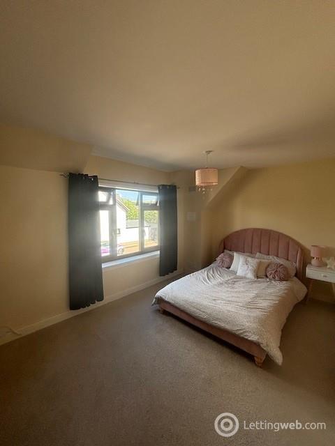 Property to rent in St. Andrews Close, West Linton