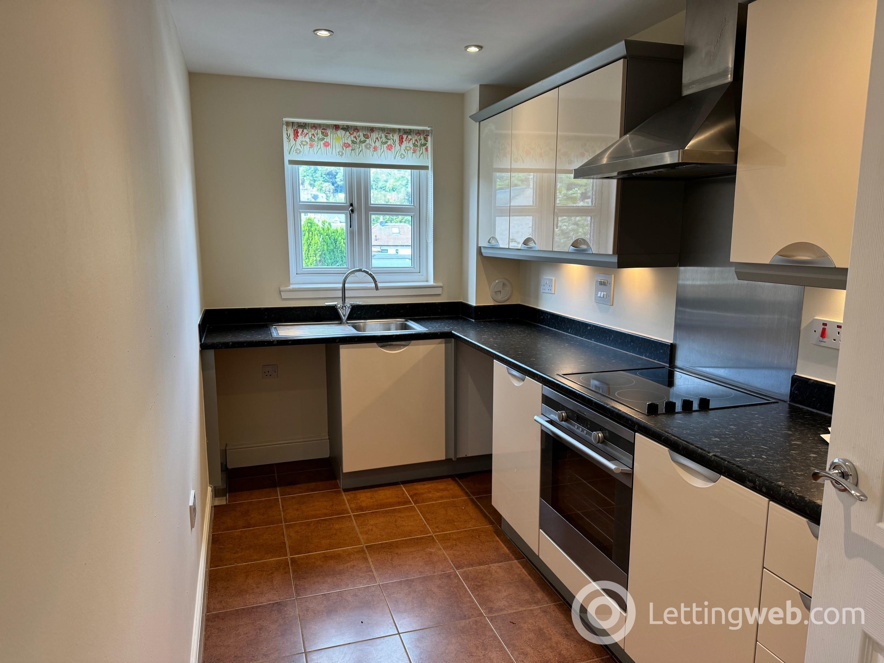 Property to rent in 3 Dyers Close