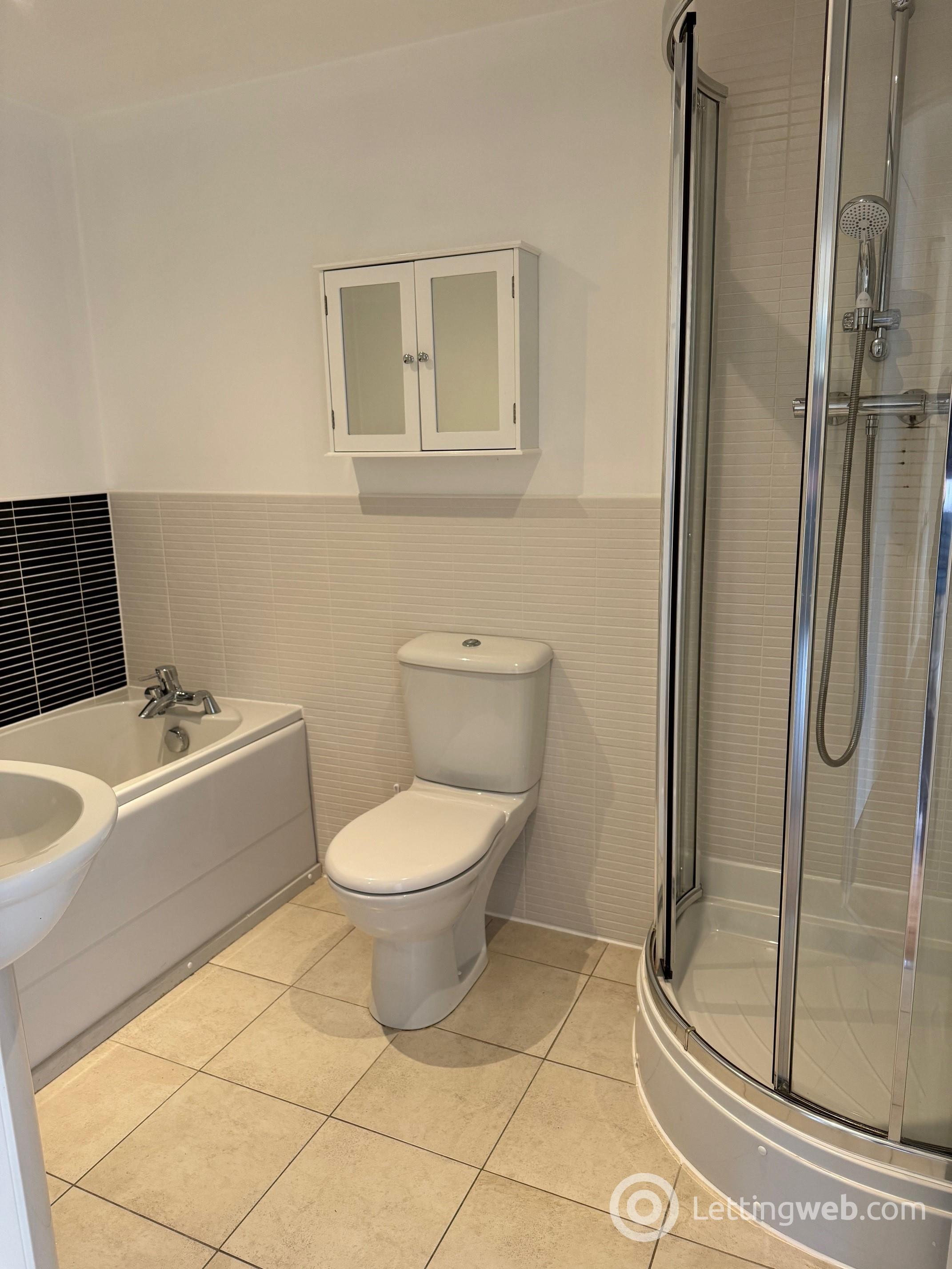 Property to rent in 3 Dyers Close