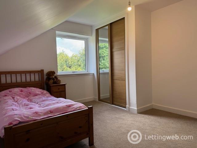 Property to rent in Chikuma