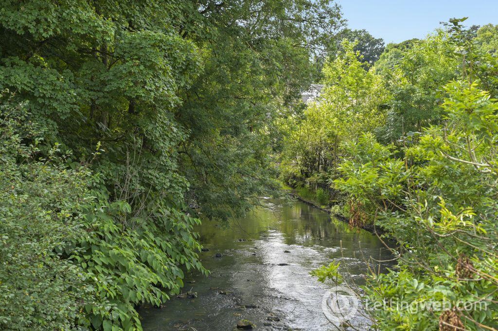 Property to rent in 6 Lower Valleyfield View, Penicuik, EH26 8NT