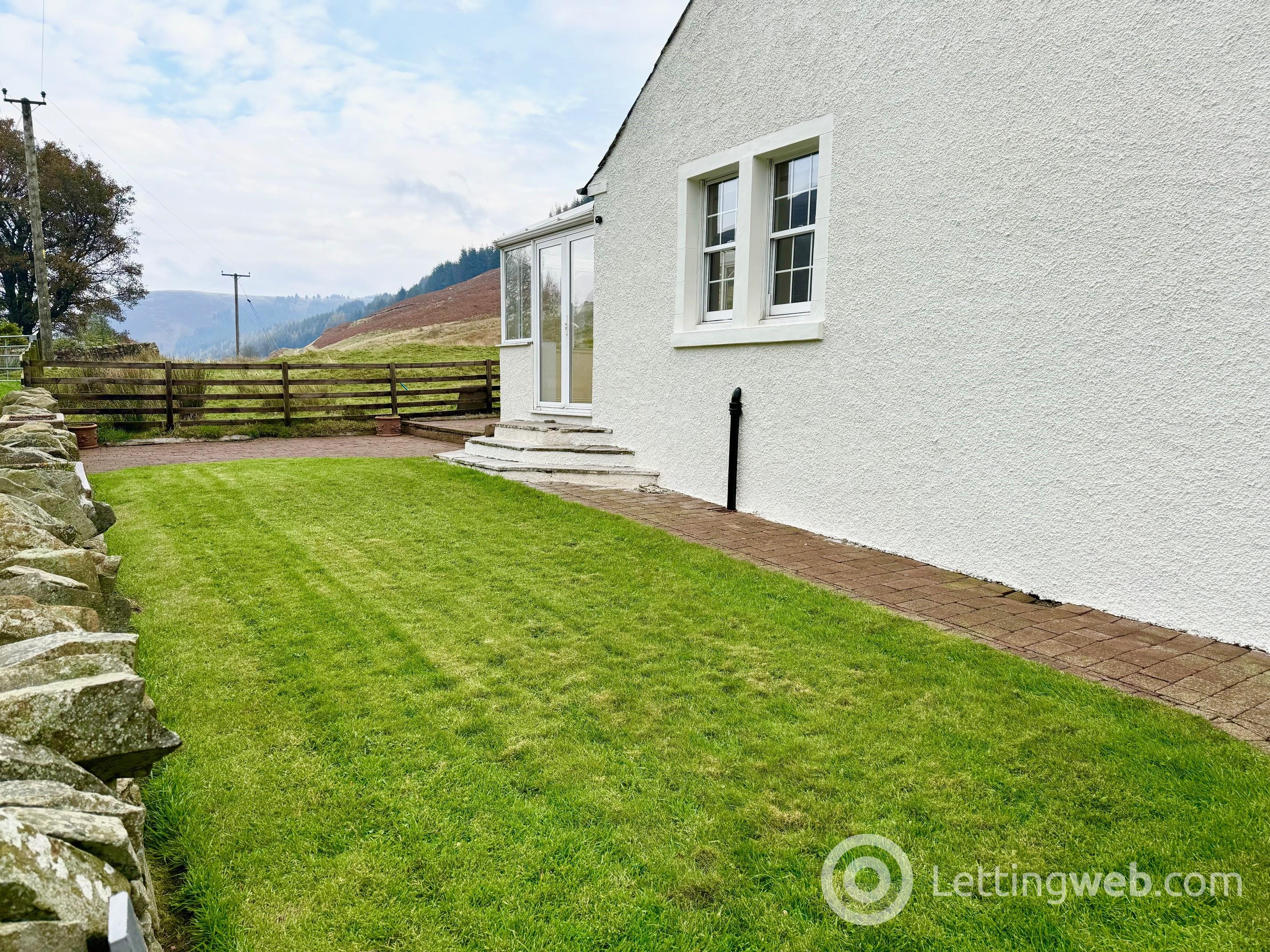 Property to rent in Glan Manor Cottage, Langhaugh Farm, Peebles, EH45 9JP