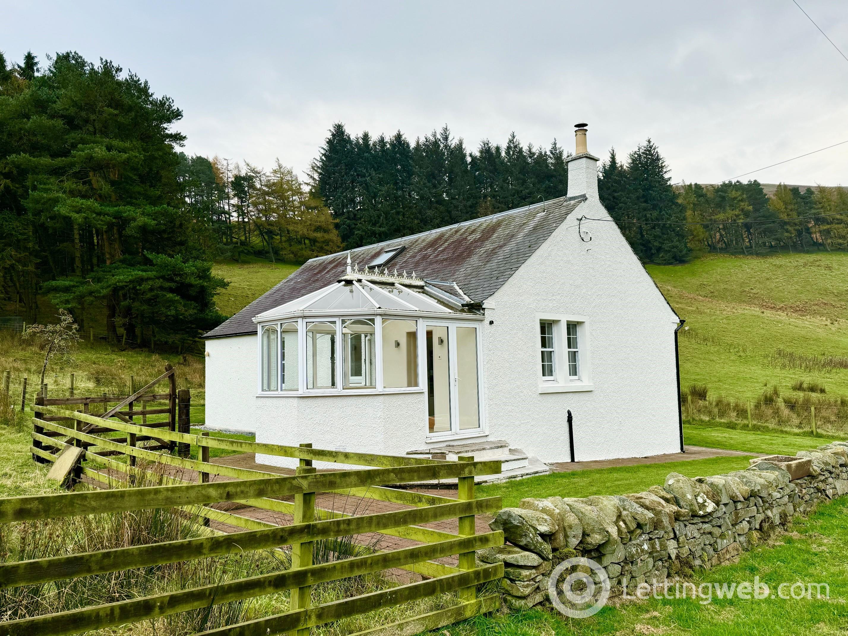 Property to rent in Glan Manor Cottage, Langhaugh Farm, Peebles, EH45 9JP