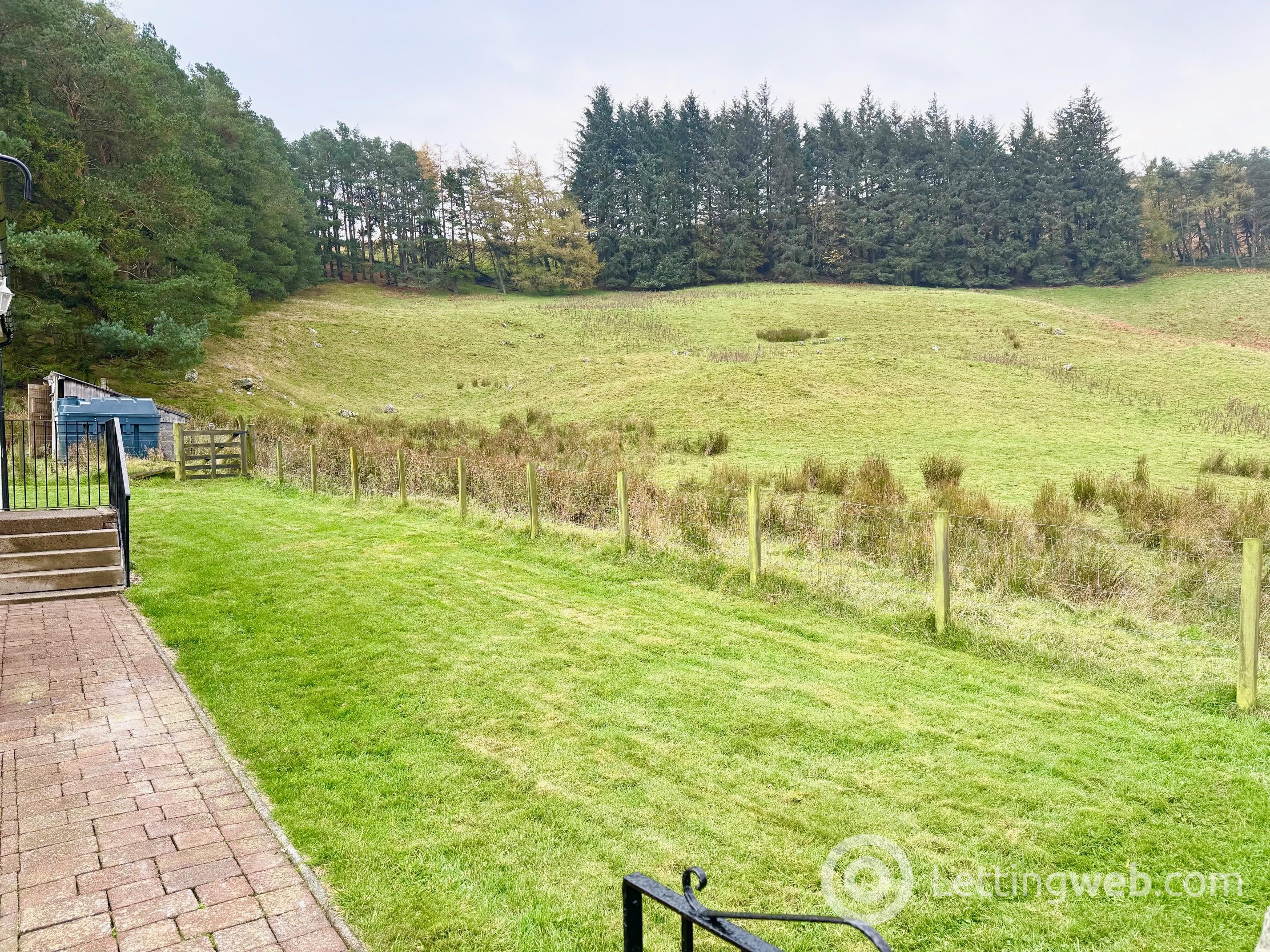 Property to rent in Glan Manor Cottage, Langhaugh Farm, Peebles, EH45 9JP