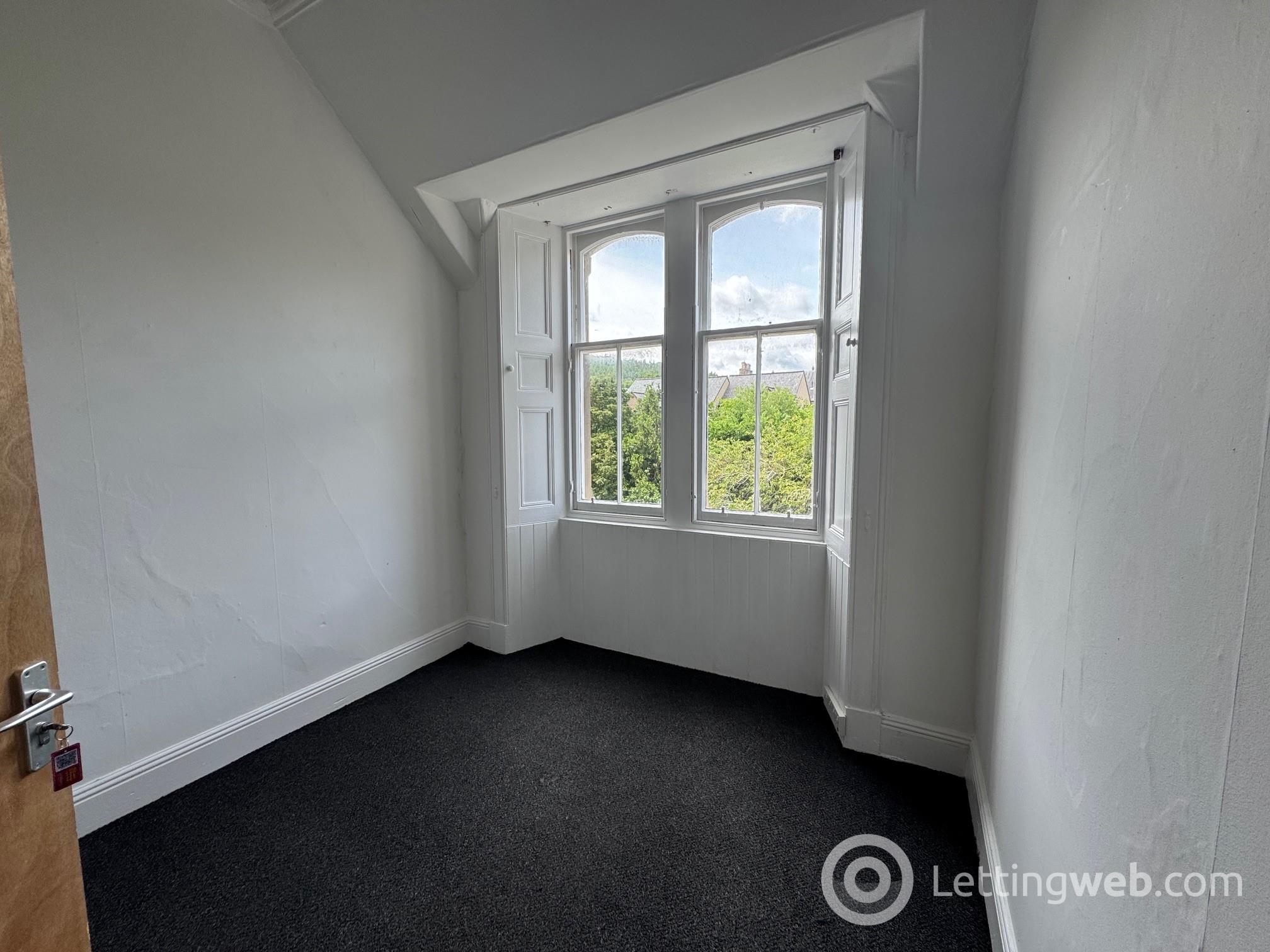 Property to rent in 38a Bank Street, Galashiels