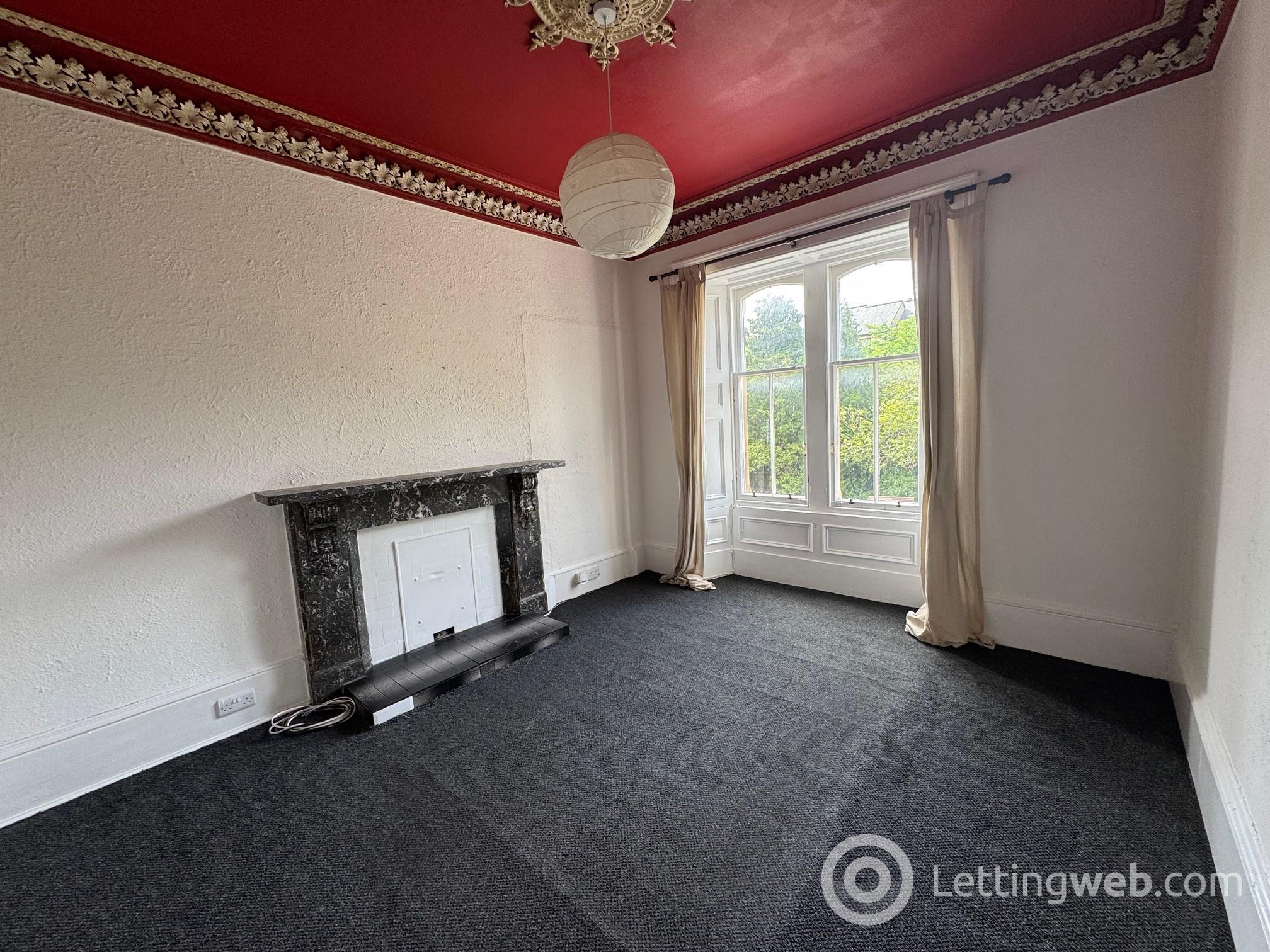 Property to rent in 38a Bank Street, Galashiels
