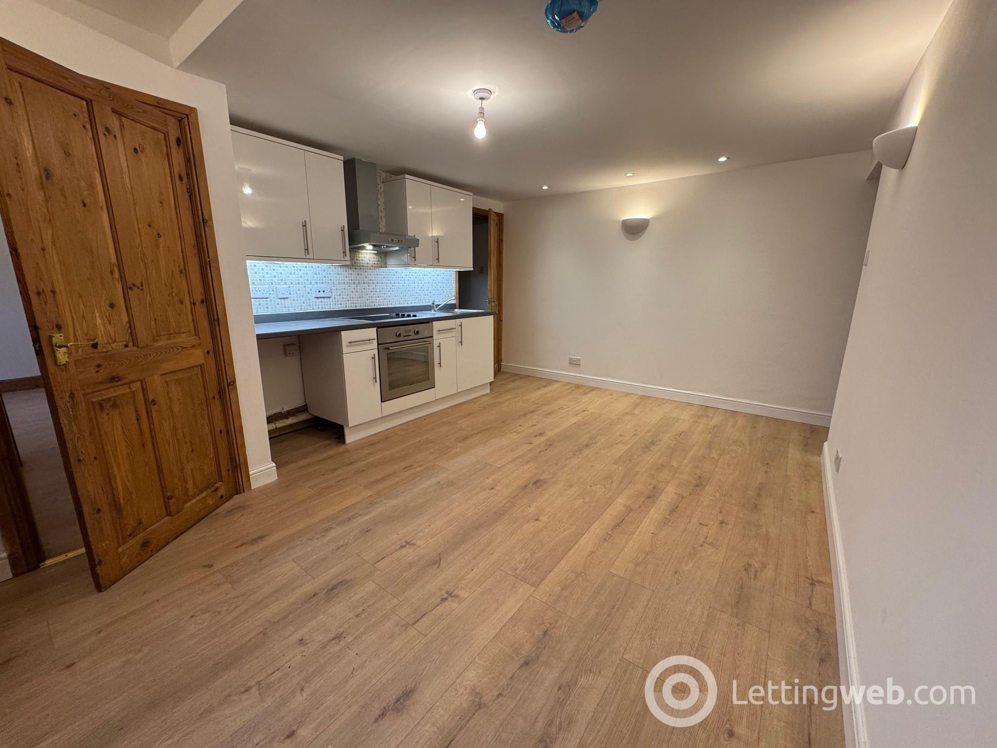 Property to rent in 11 Biggiesknowe, Peebles, EH45 8HS