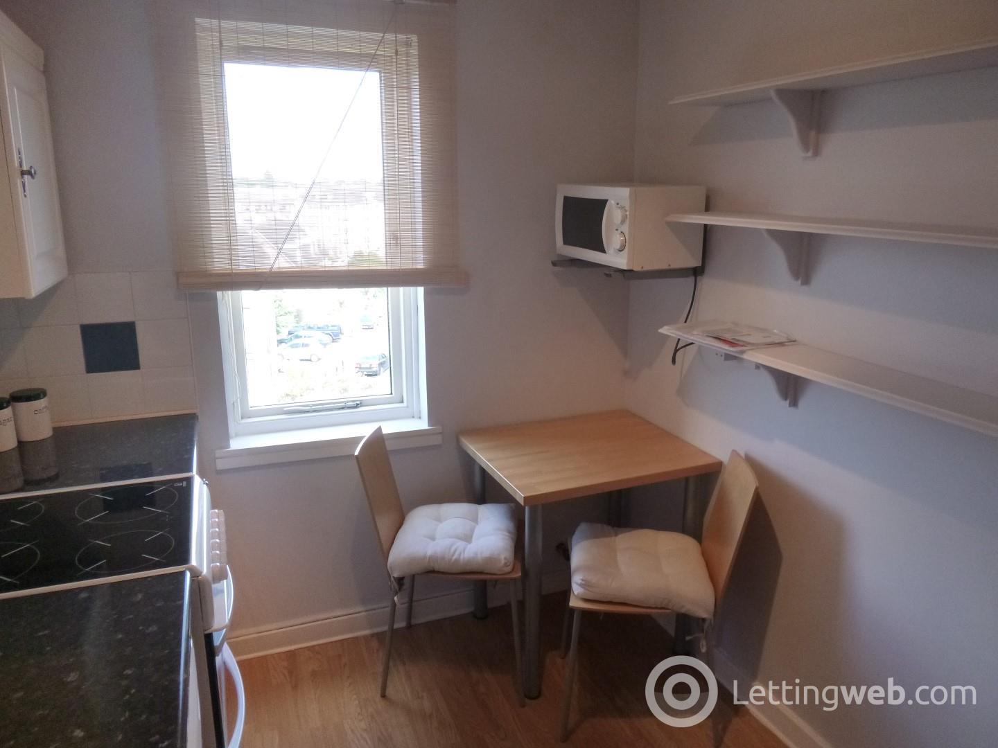 Property to rent in Broughton Road