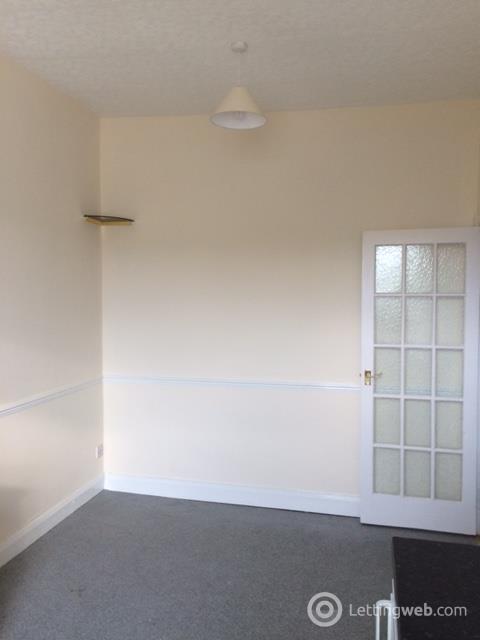 Property to rent in 4 Oliver Crescent, Hawick