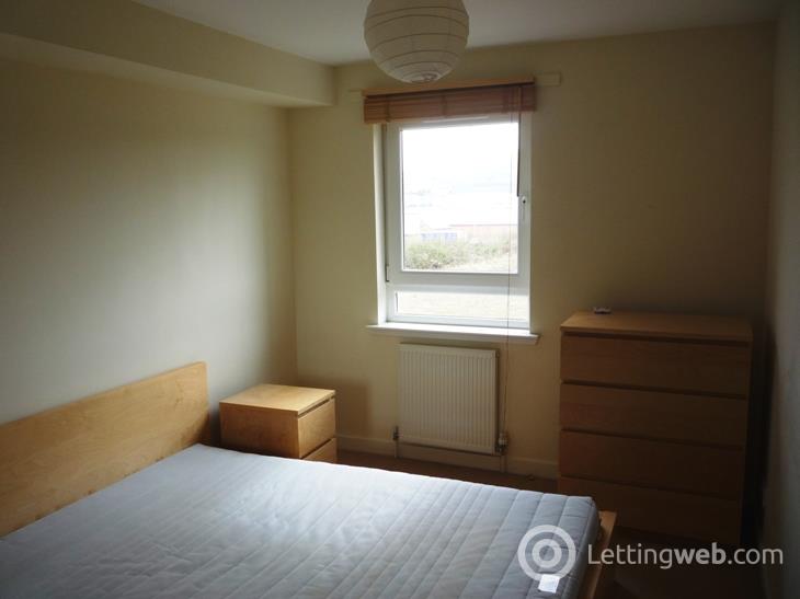 Property to rent in Albion Gardens