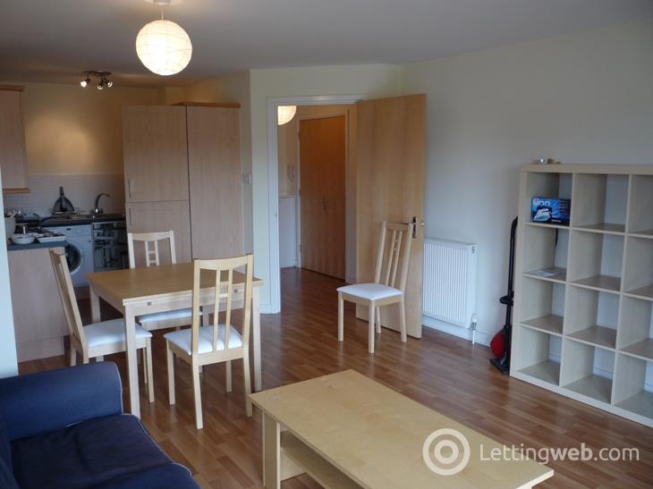 Property to rent in Albion Gardens