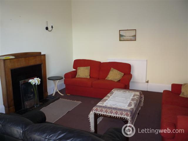 Property to rent in Colinton Road