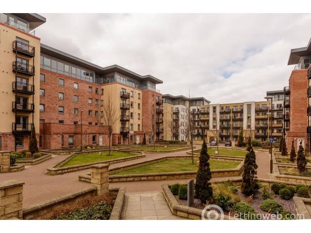 Property to rent in Slateford Gait