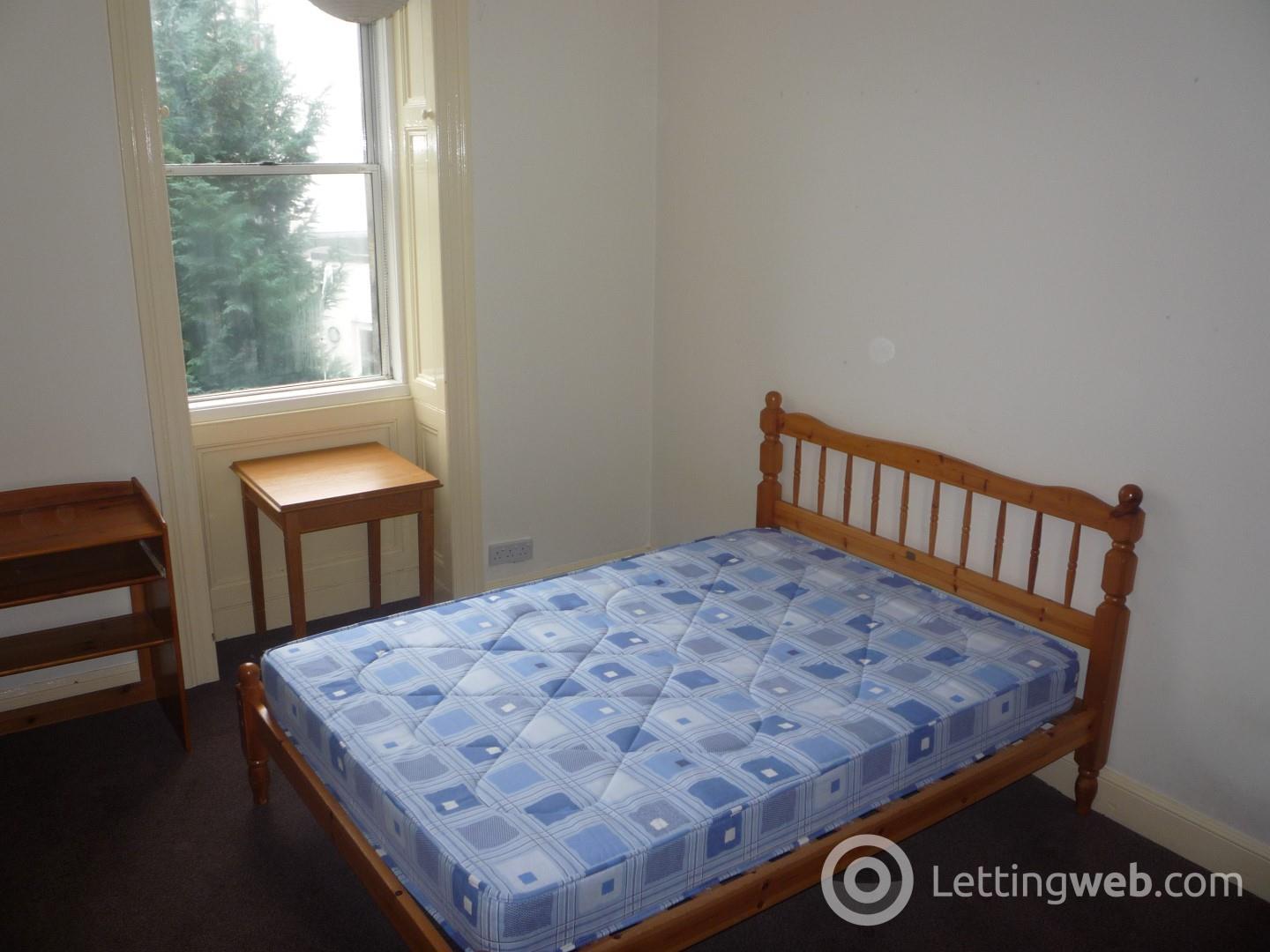 Property to rent in Dalziel Place