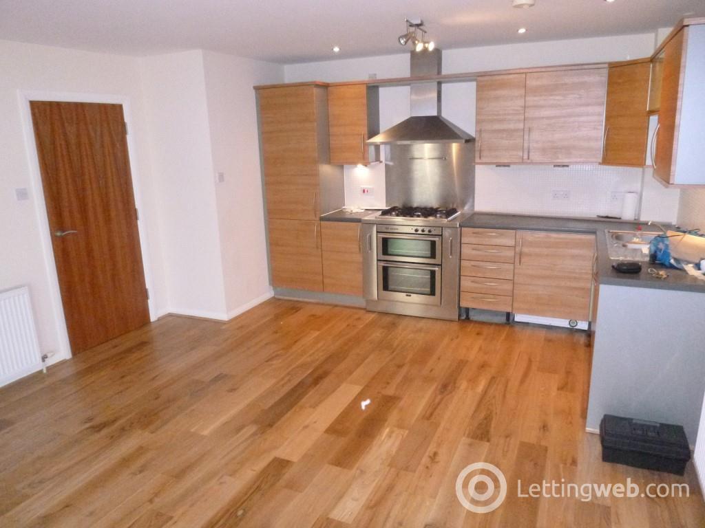 Property to rent in Lindsay Road