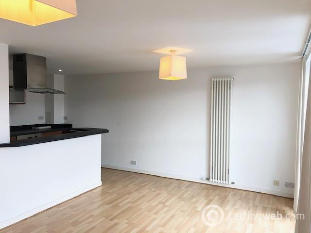 Property to rent in 4/9 East Pilton Farm Crescent