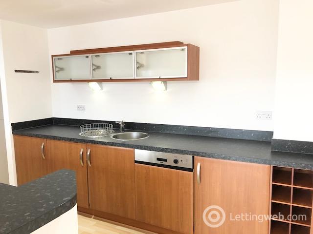 Property to rent in 4/9 East Pilton Farm Crescent