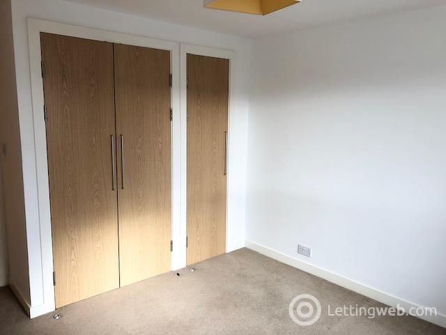 Property to rent in 4/9 East Pilton Farm Crescent