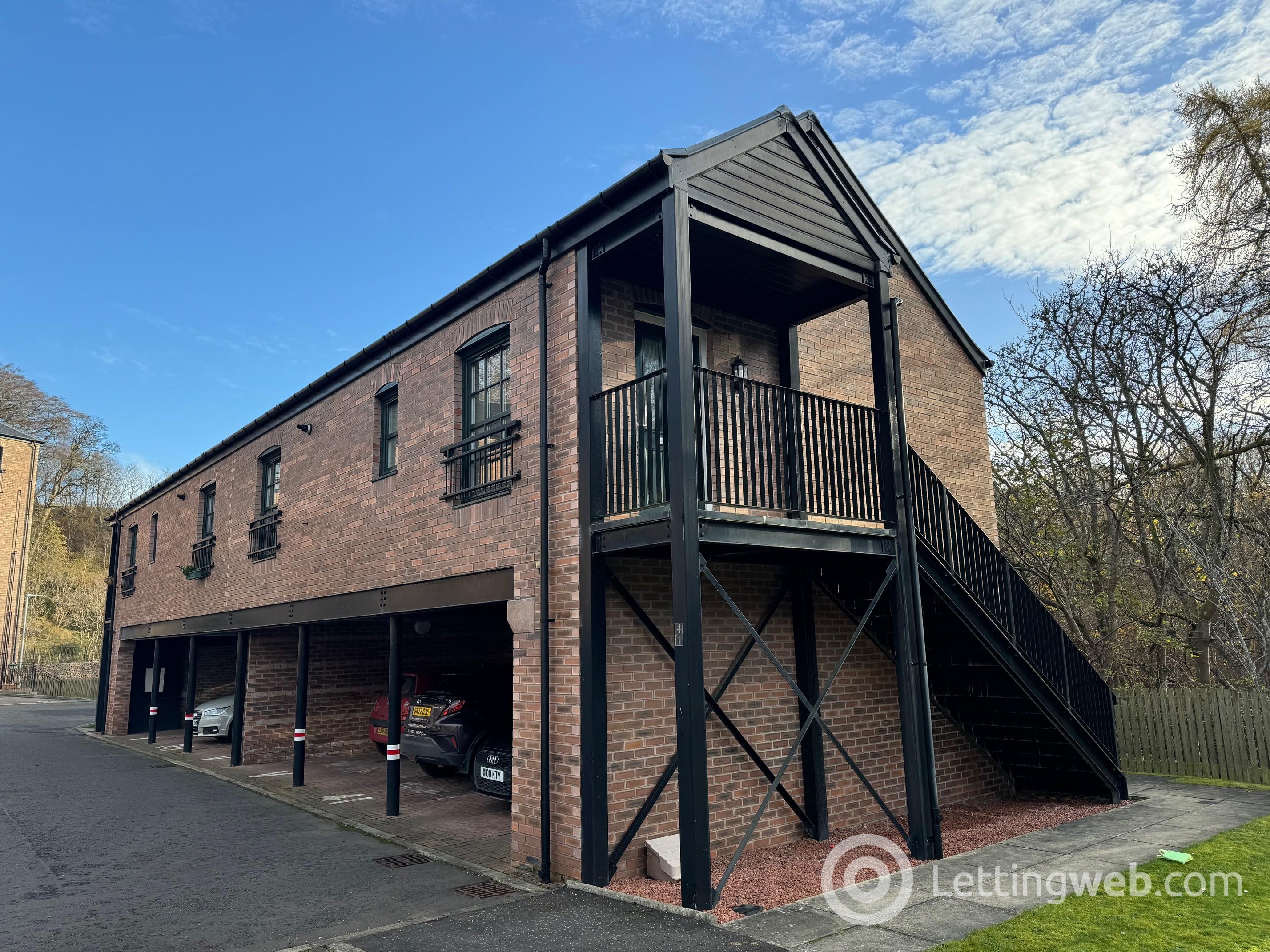 Property to rent in 41 OLD DALMORE DRIVE, AUCHENDINNY