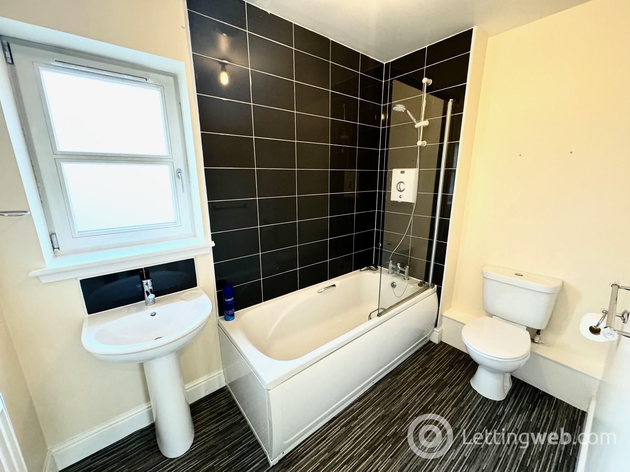 Property to rent in 41 OLD DALMORE DRIVE, AUCHENDINNY