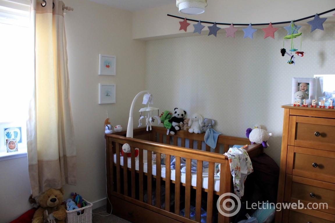 Property to rent in Albion Gardens