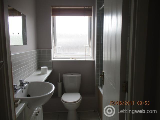 Property to rent in 35 Elbe Street, Edinburgh