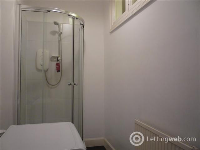 Property to rent in Bryson Road