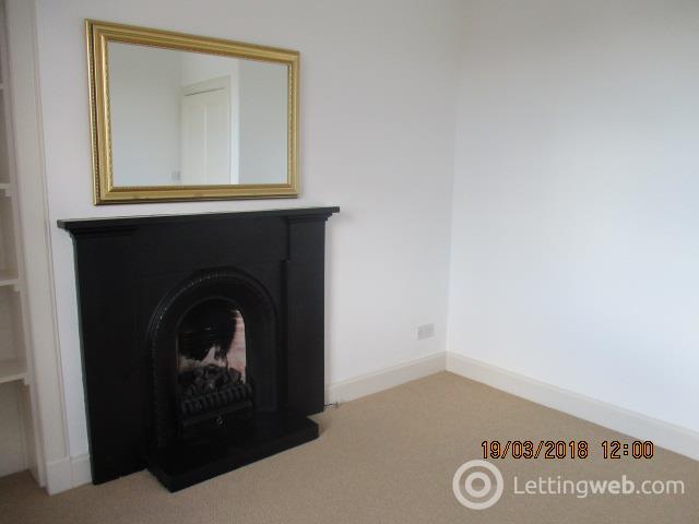 Property to rent in Woodhall Road