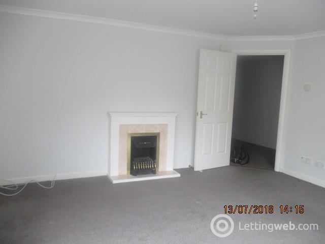 Property to rent in Dicksonfield