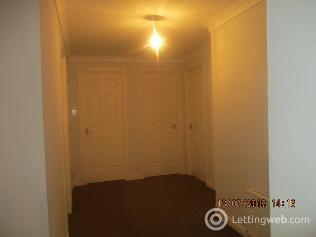 Property to rent in Dicksonfield