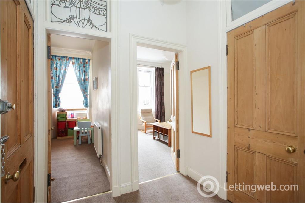 Property to rent in Roseburn Place