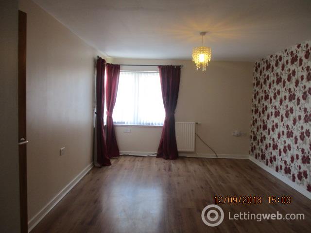 Property to rent in CASTLEVIEW TERRACE