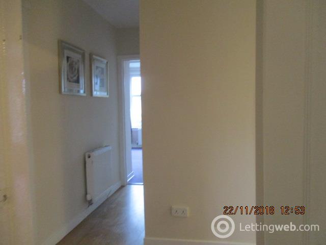 Property to rent in LOCHEND  SQUARE