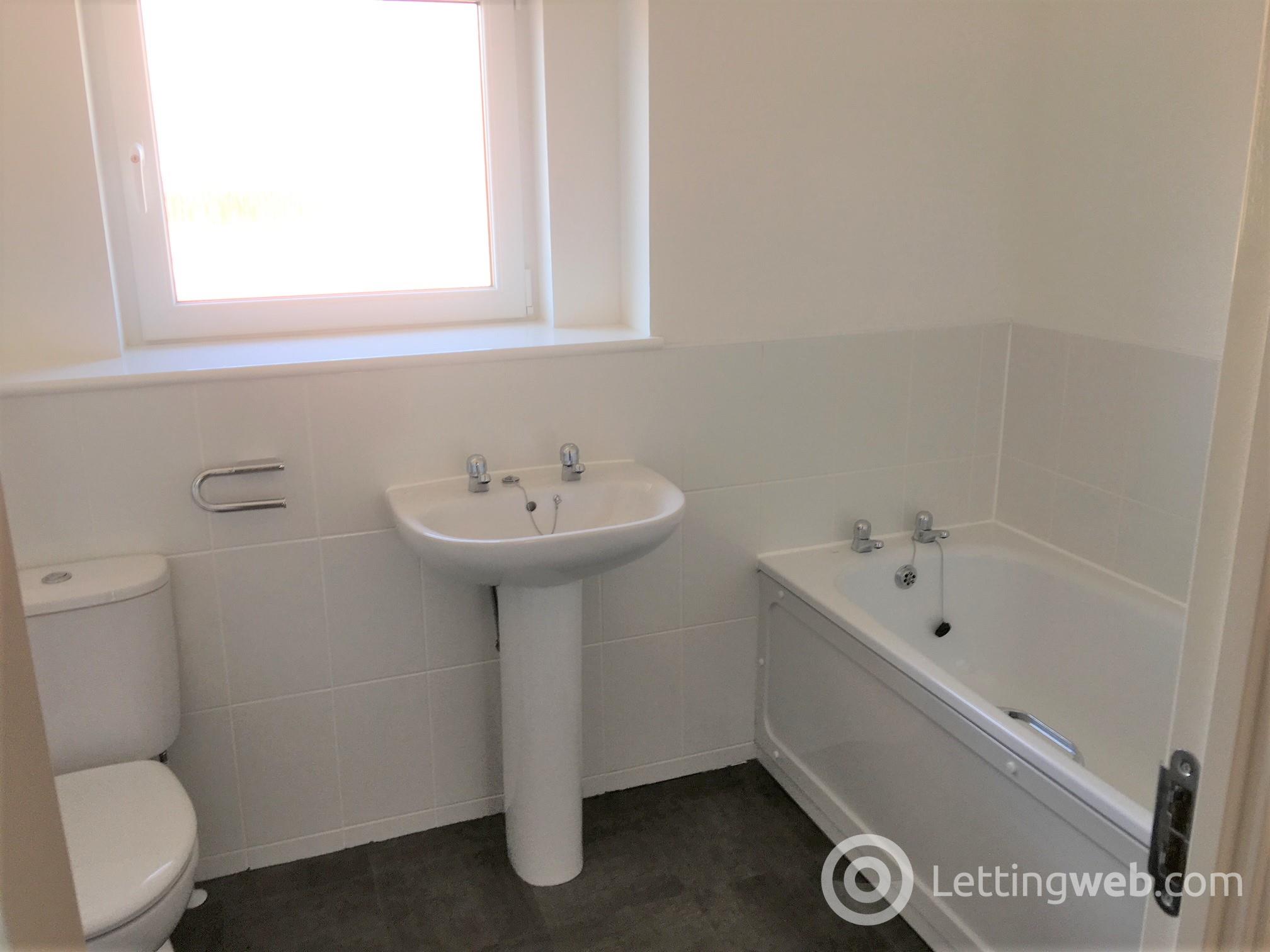 Property to rent in 13 Kittlegairy Crescent, Peebles