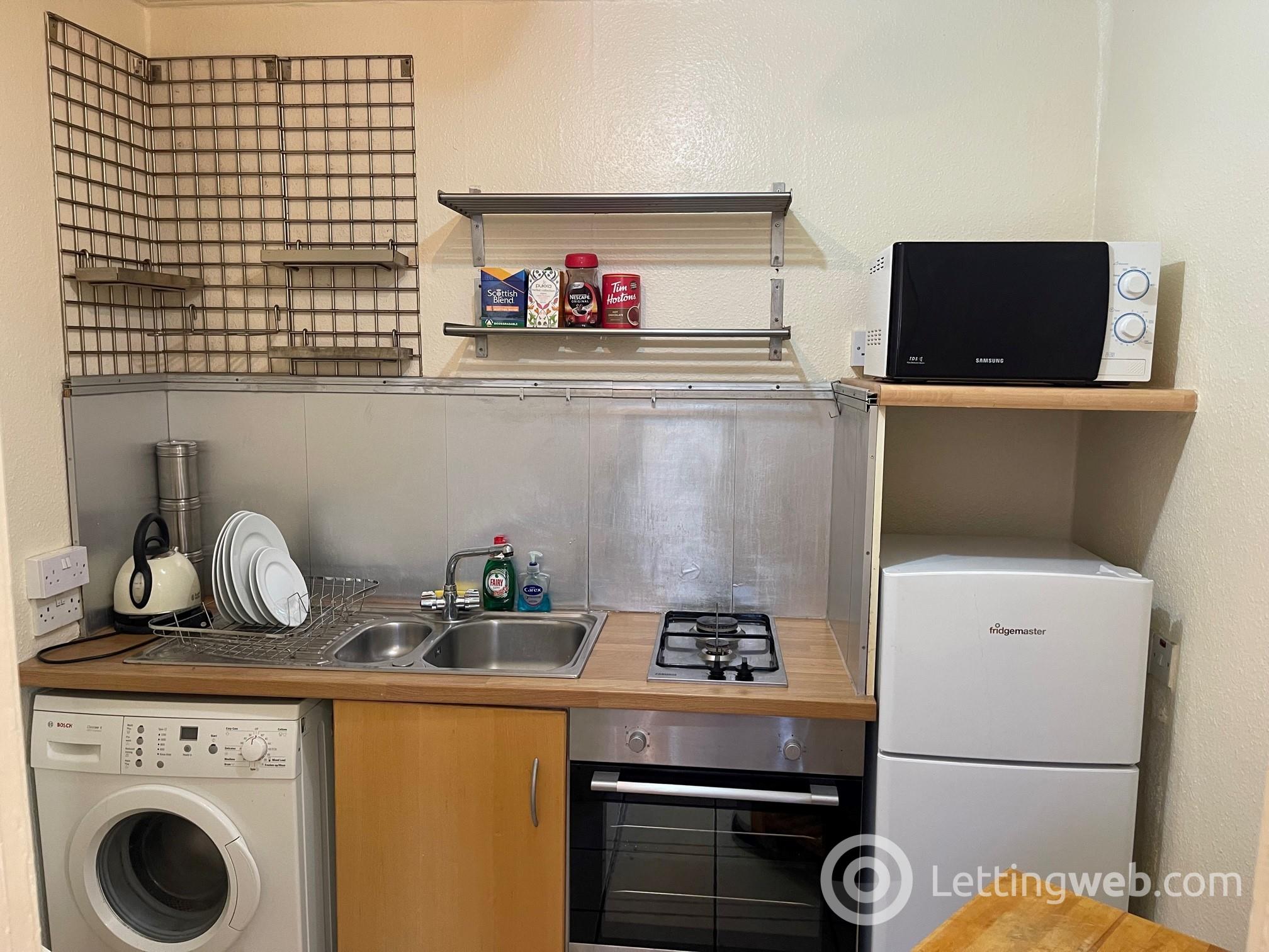 Property to rent in 2/9 Wheatfield Terrace, Edinburgh