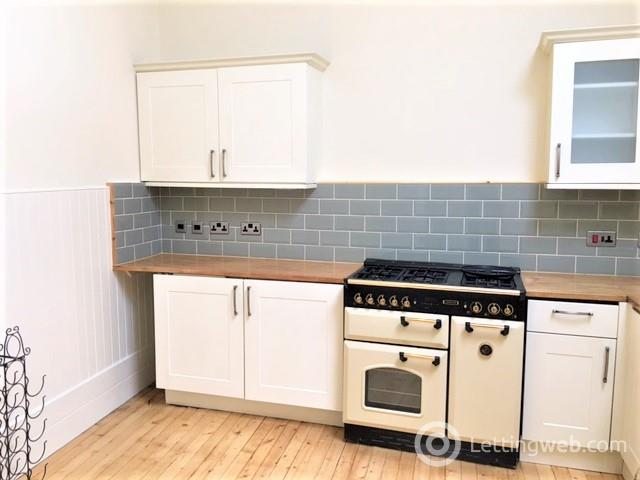 Property to rent in 10/3, High Street, Peebles, EH45 8SF