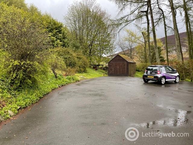 Property to rent in Huntlaw