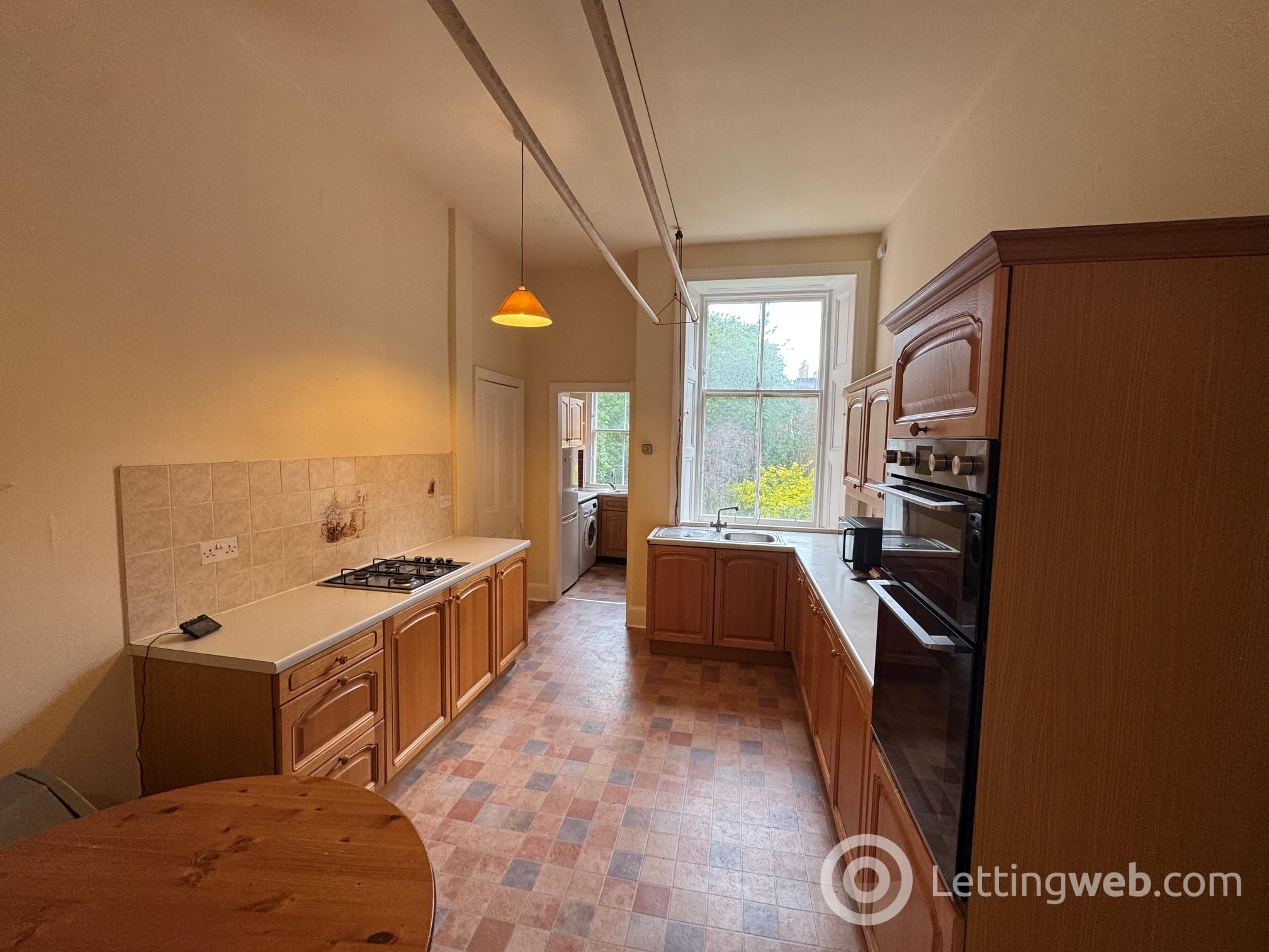 Property to rent in 28 Spottiswoode Road