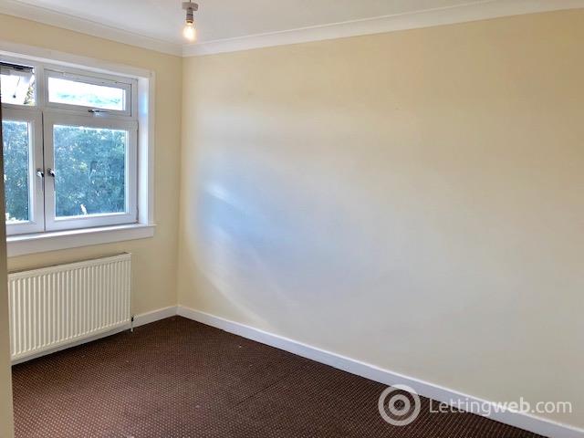 Property to rent in 25 Cuiken Avenue