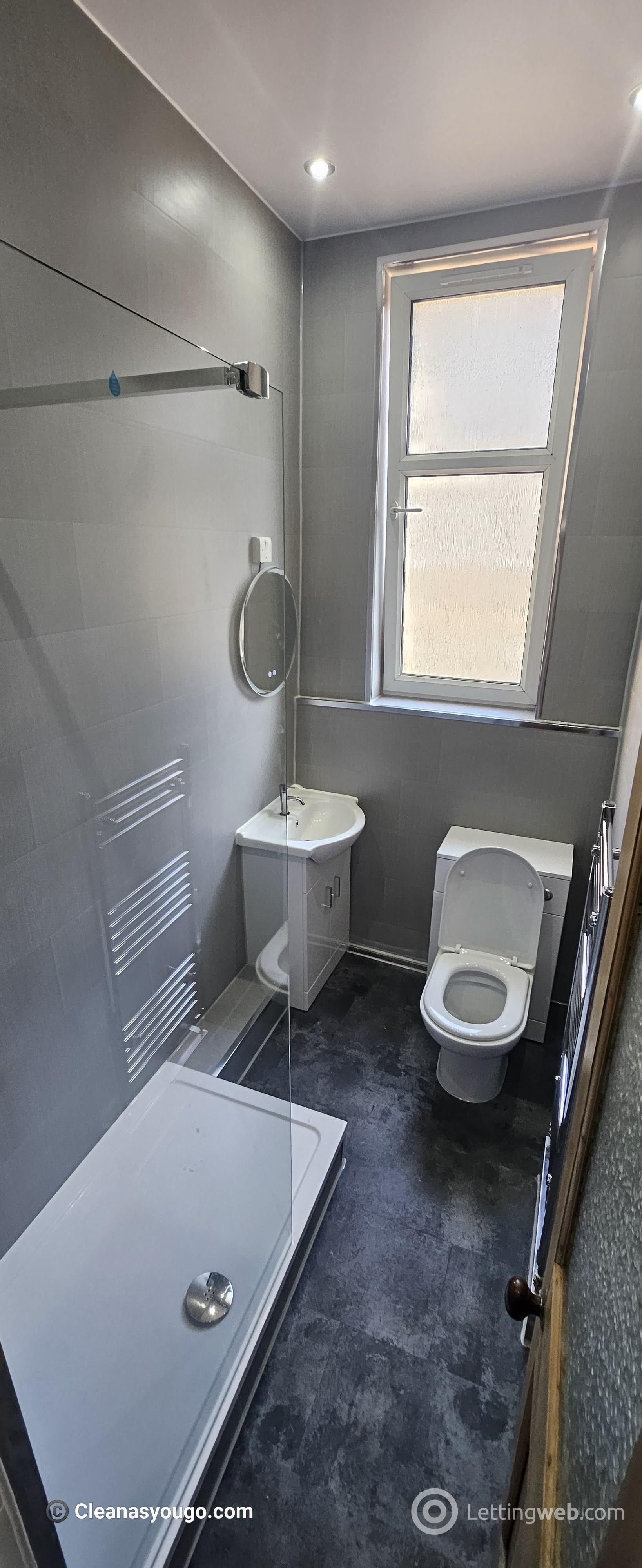 Property to rent in 16 Lochrin Place, Edinburgh