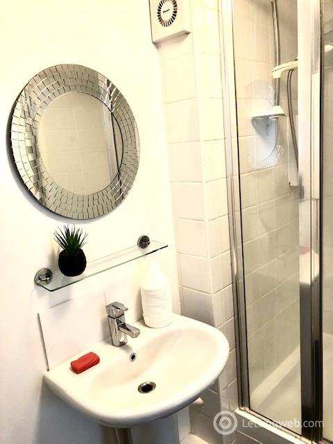 Property to rent in Young Street, Peebles