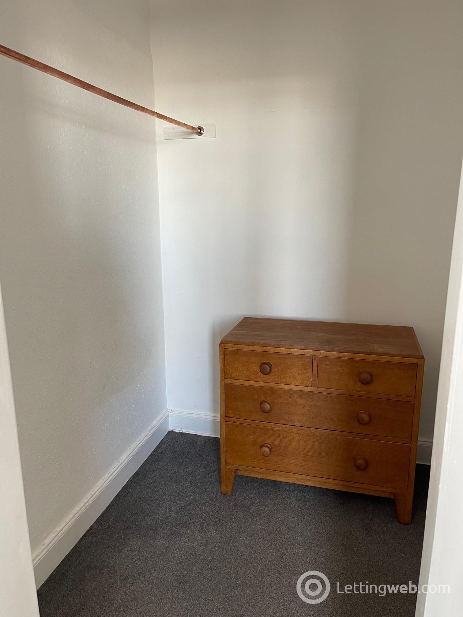 Property to rent in Annfield Street, Edinburgh