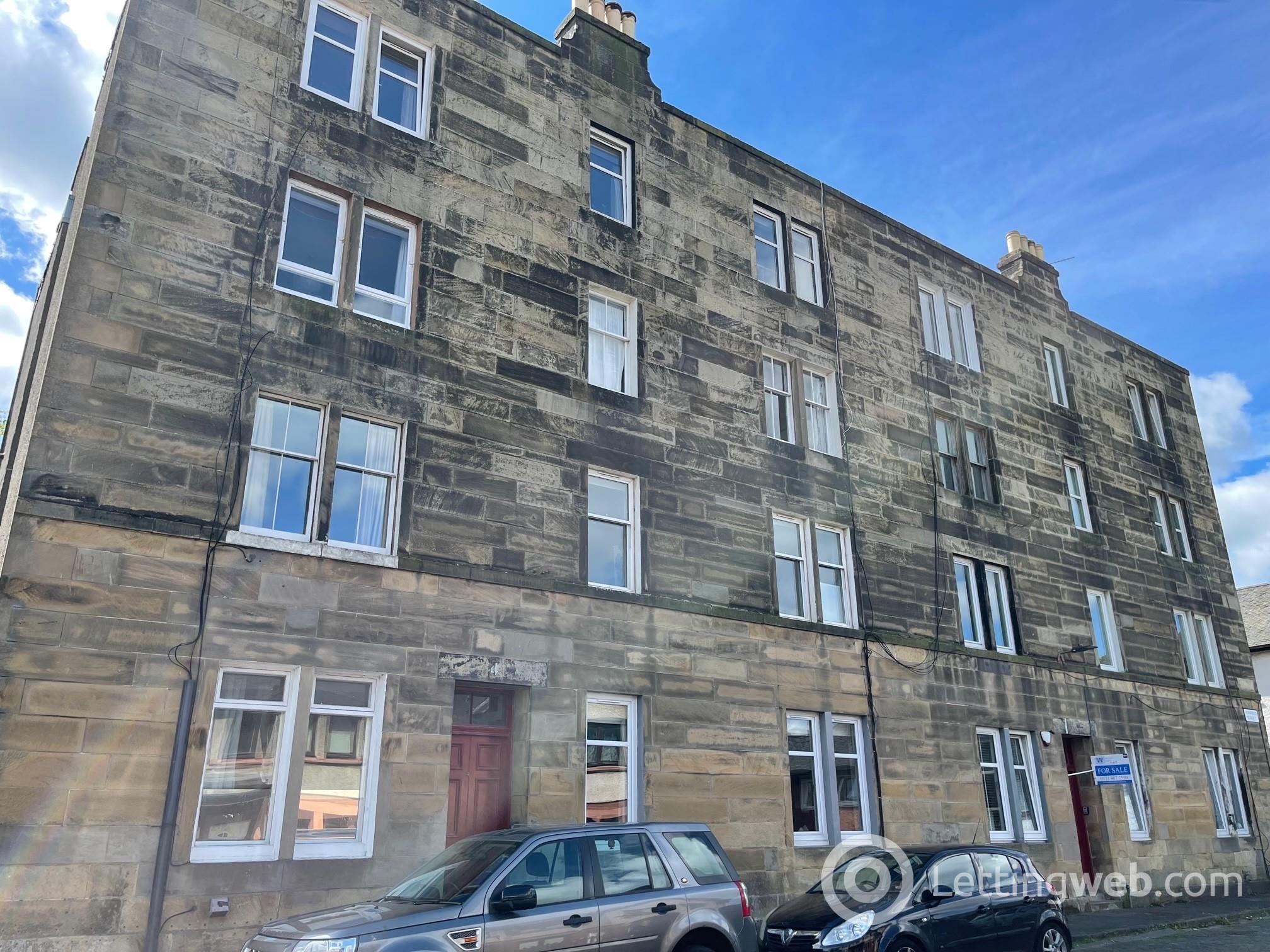 Property to rent in Annfield Street, Edinburgh