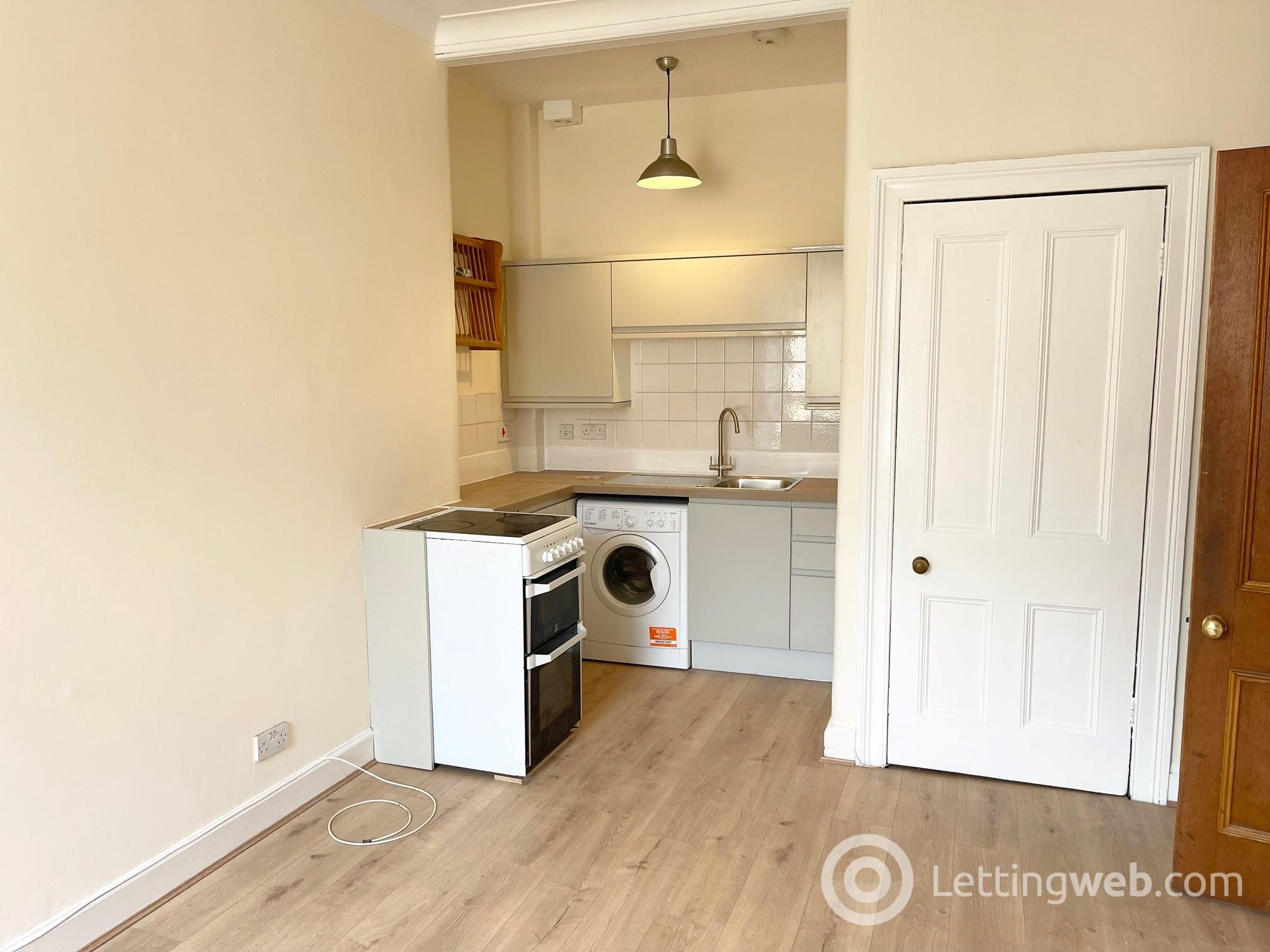 Property to rent in 11/11 Tay Street
