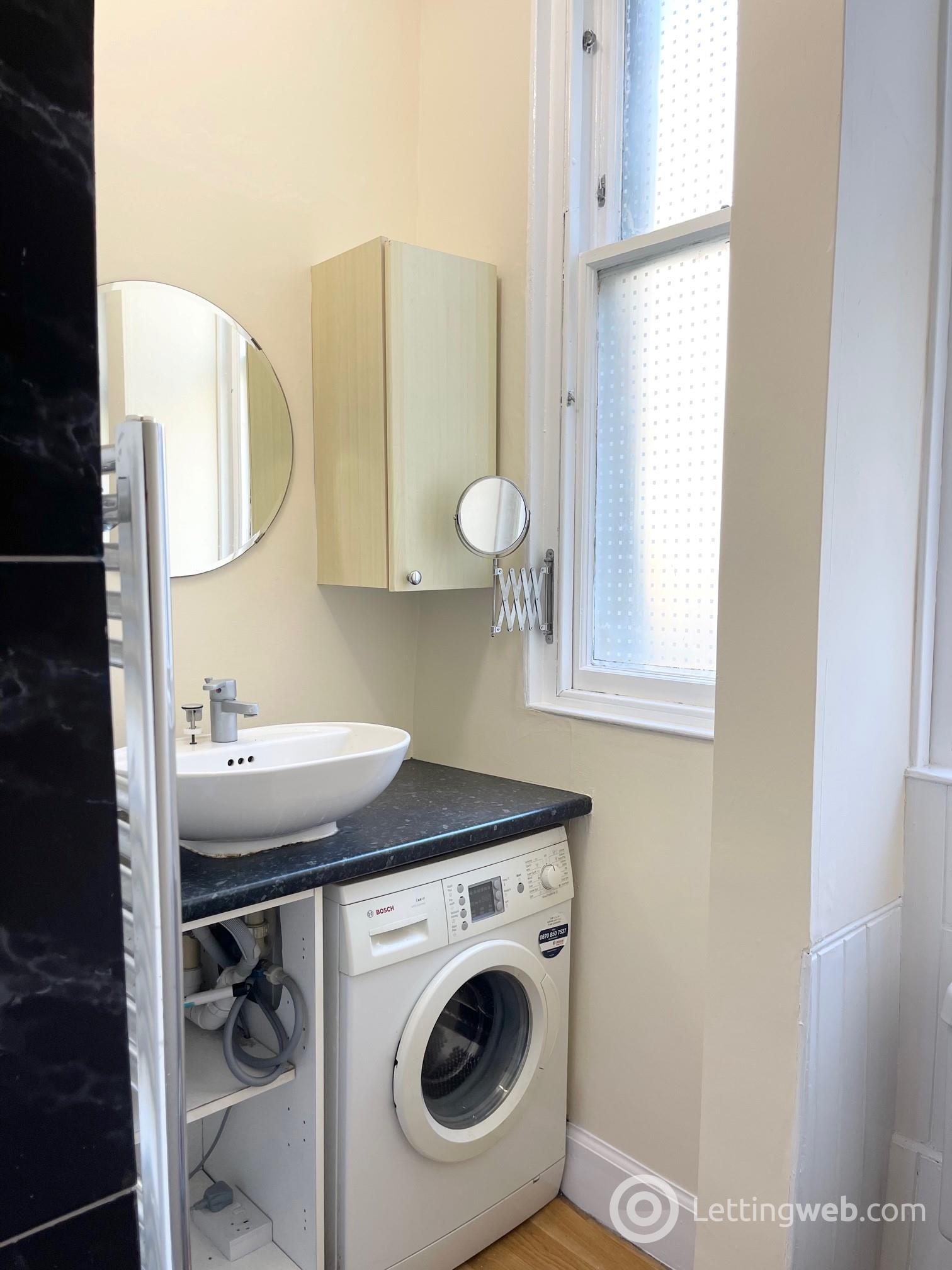 Property to rent in Viewforth Gardens