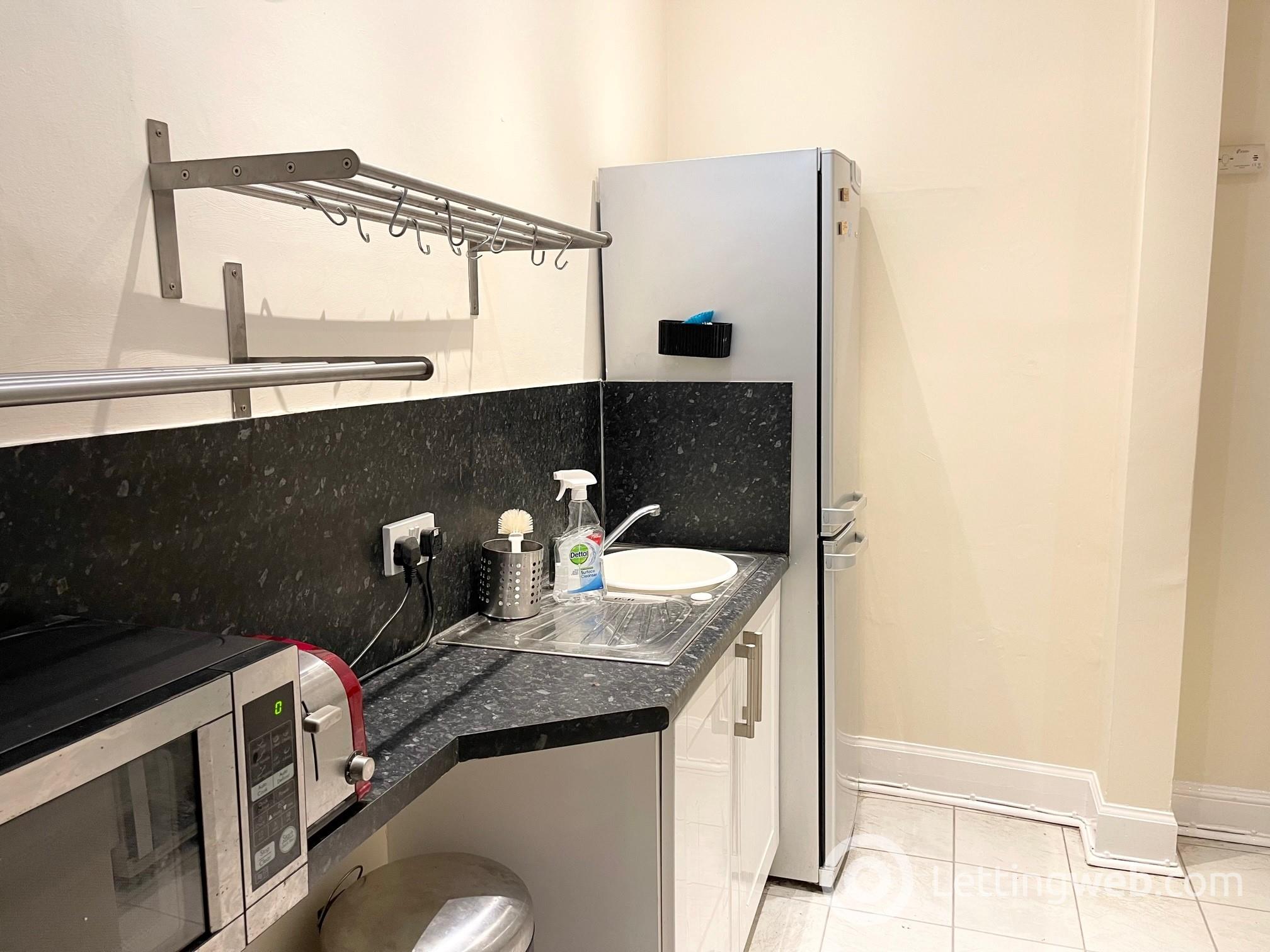 Property to rent in Viewforth Gardens