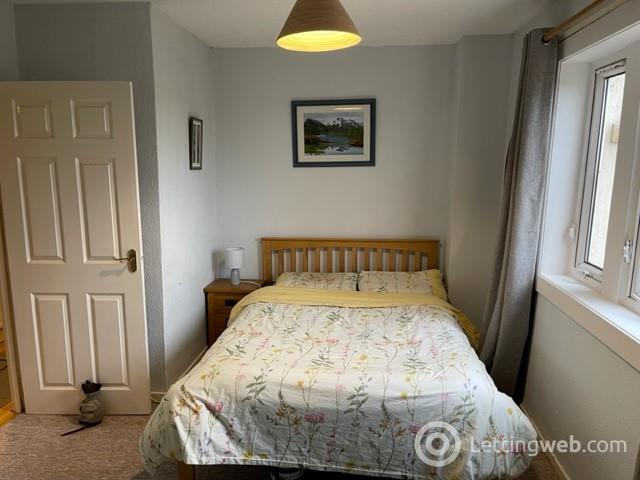 Property to rent in 2ManseRd