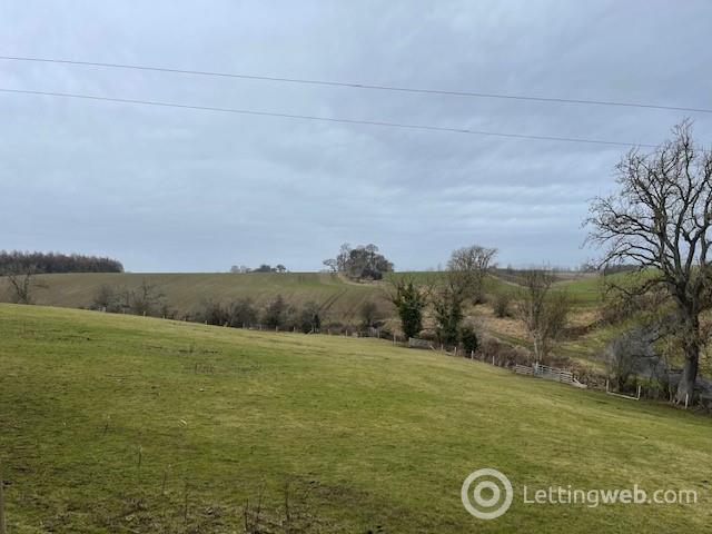 Property to rent in 2ManseRd