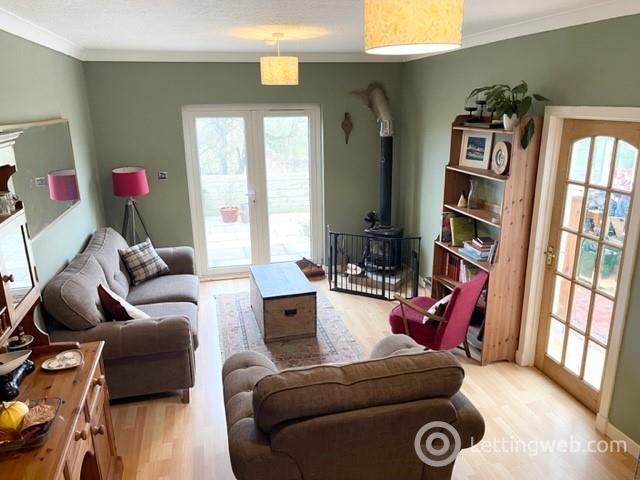 Property to rent in 2ManseRd