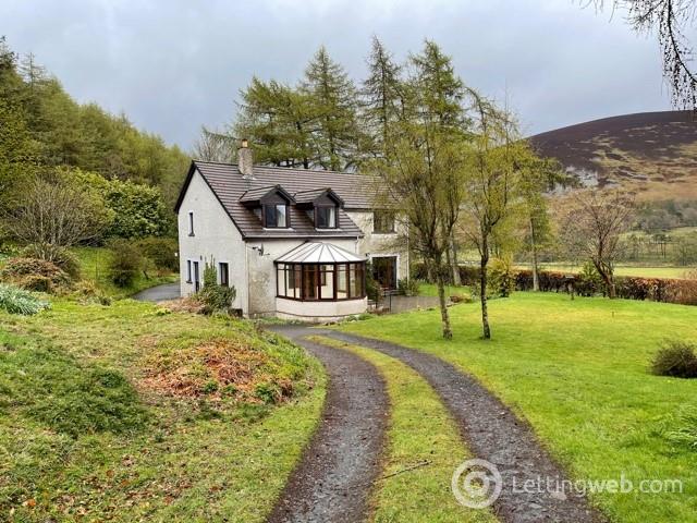 Property to rent in Huntlaw